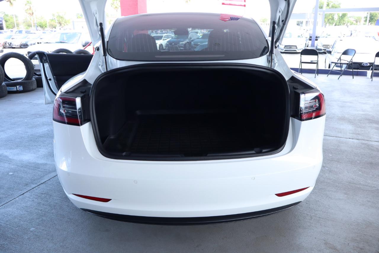 Tesla Model 3 Mid Range Battery RWD 2018