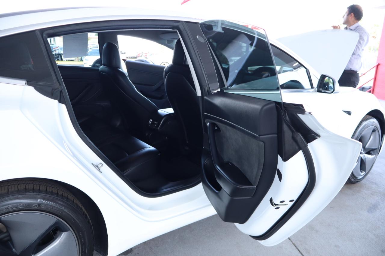 Tesla Model 3 Mid Range Battery RWD 2018