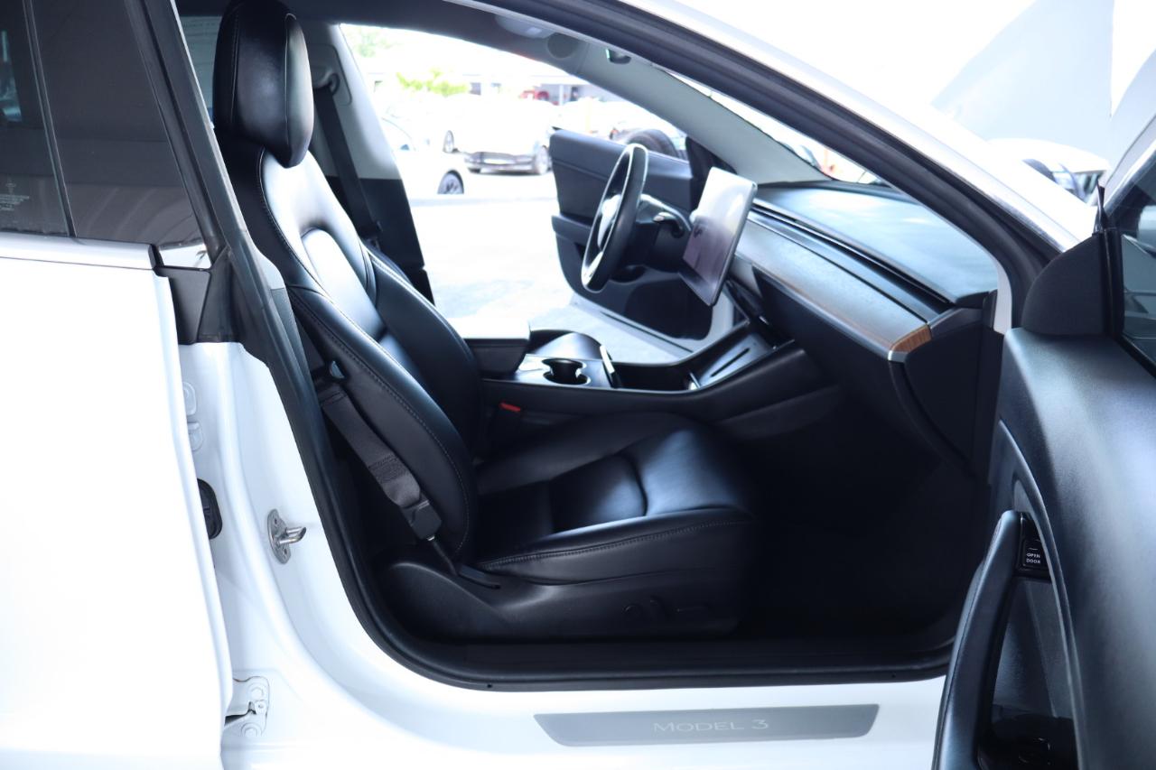 Tesla Model 3 Mid Range Battery RWD 2018