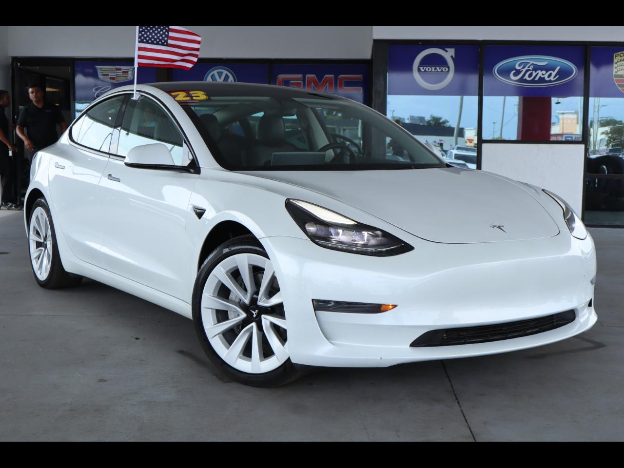 Tesla Model 3 RWD 2023