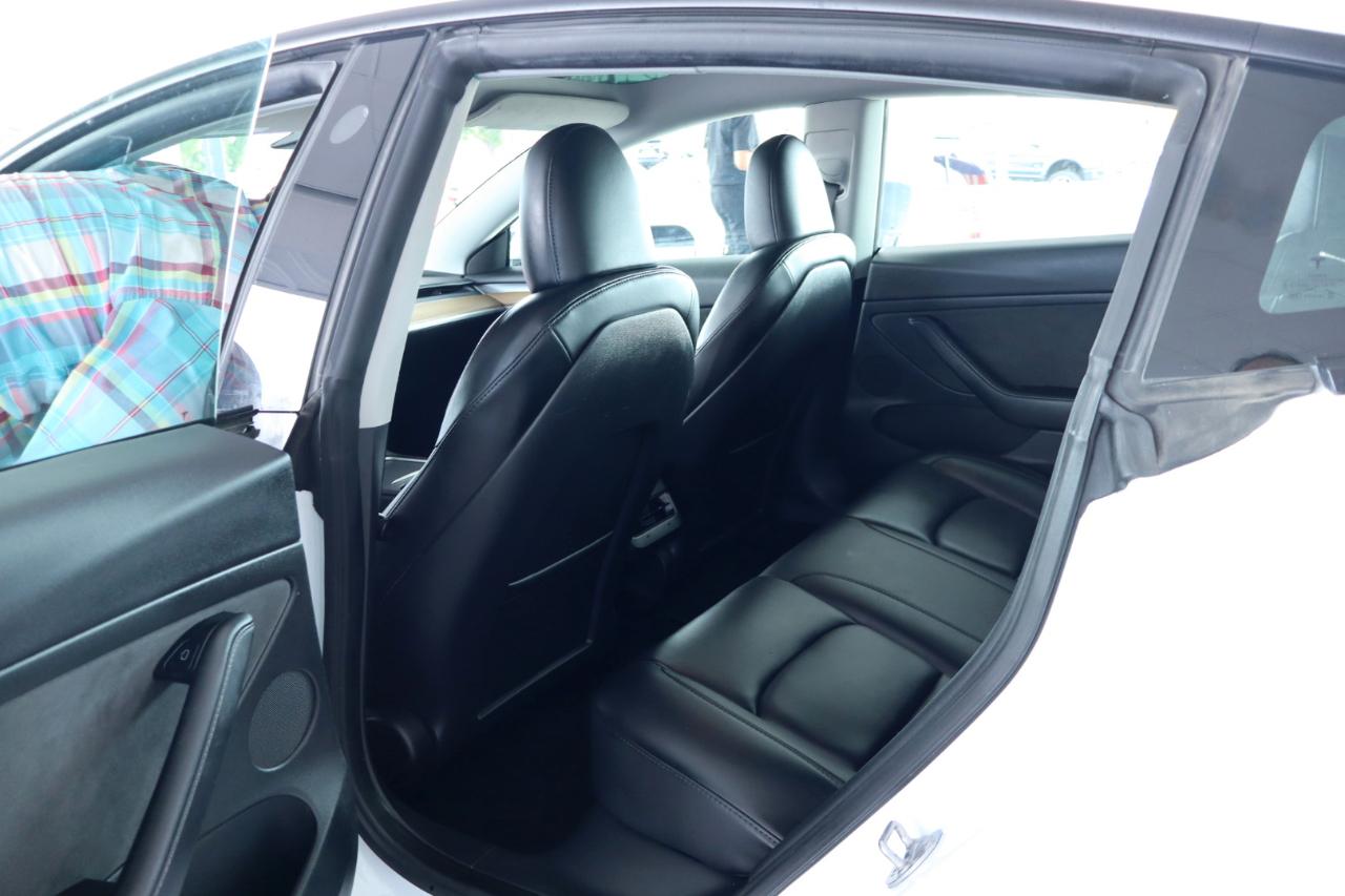 Tesla Model 3 RWD 2023