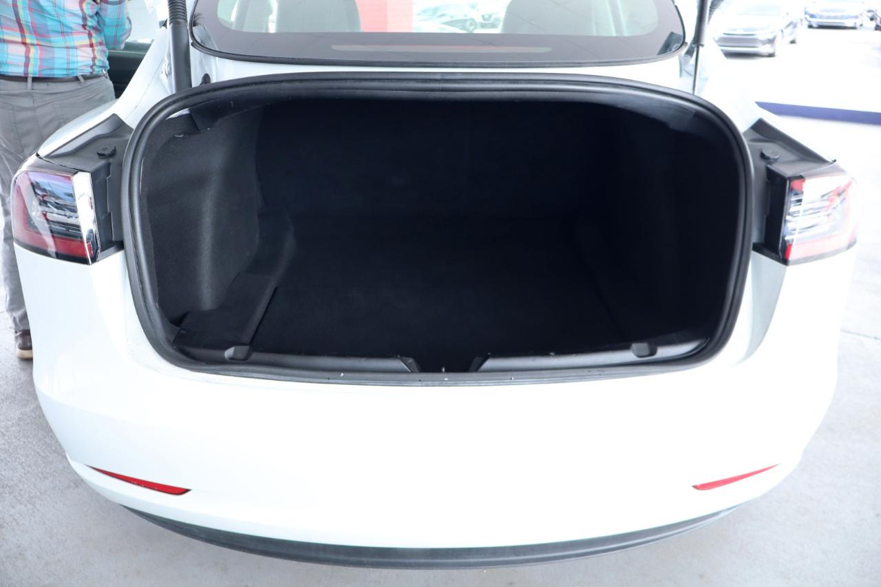 Tesla Model 3 RWD 2023