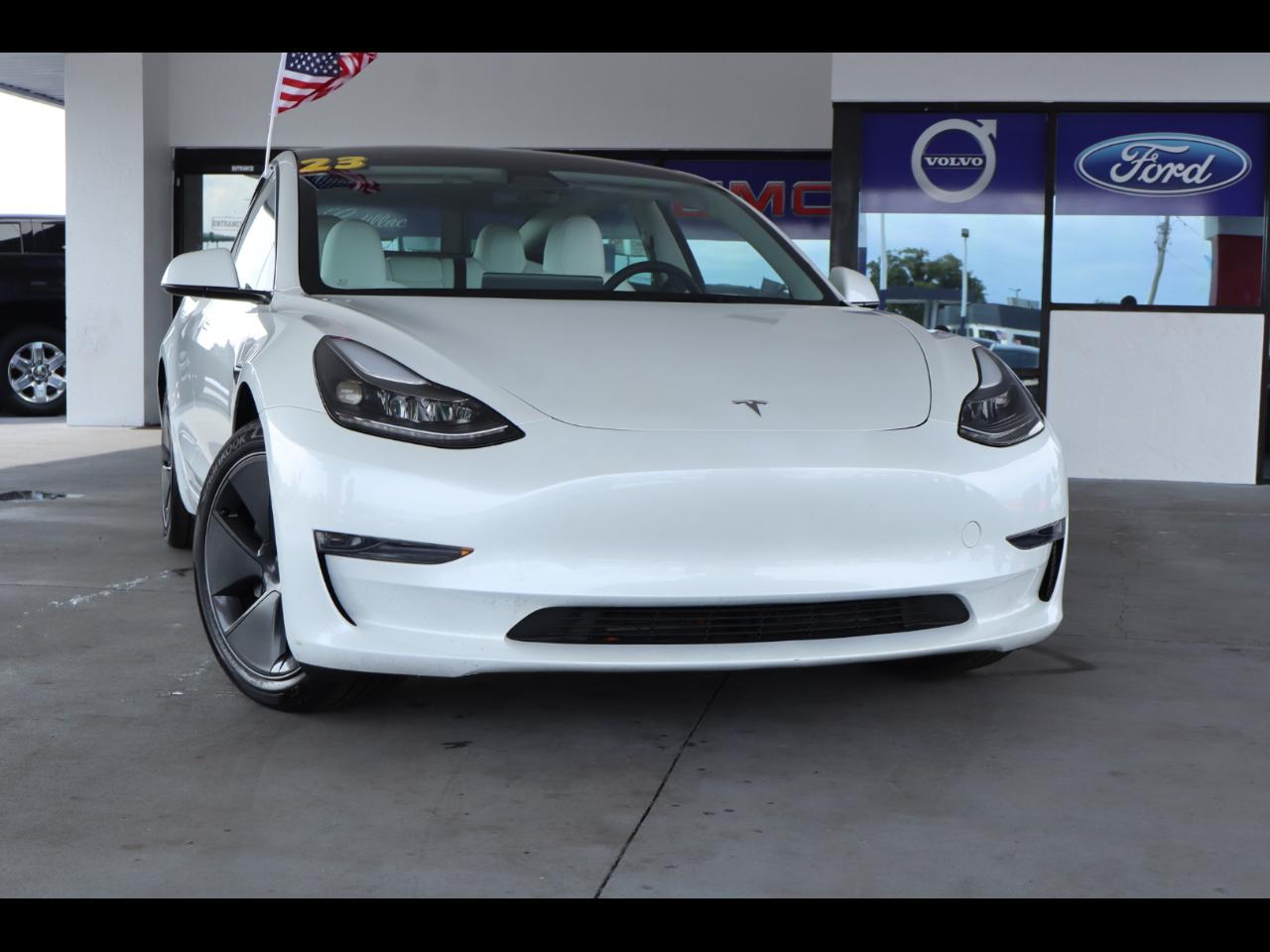 Tesla Model 3 RWD 2023