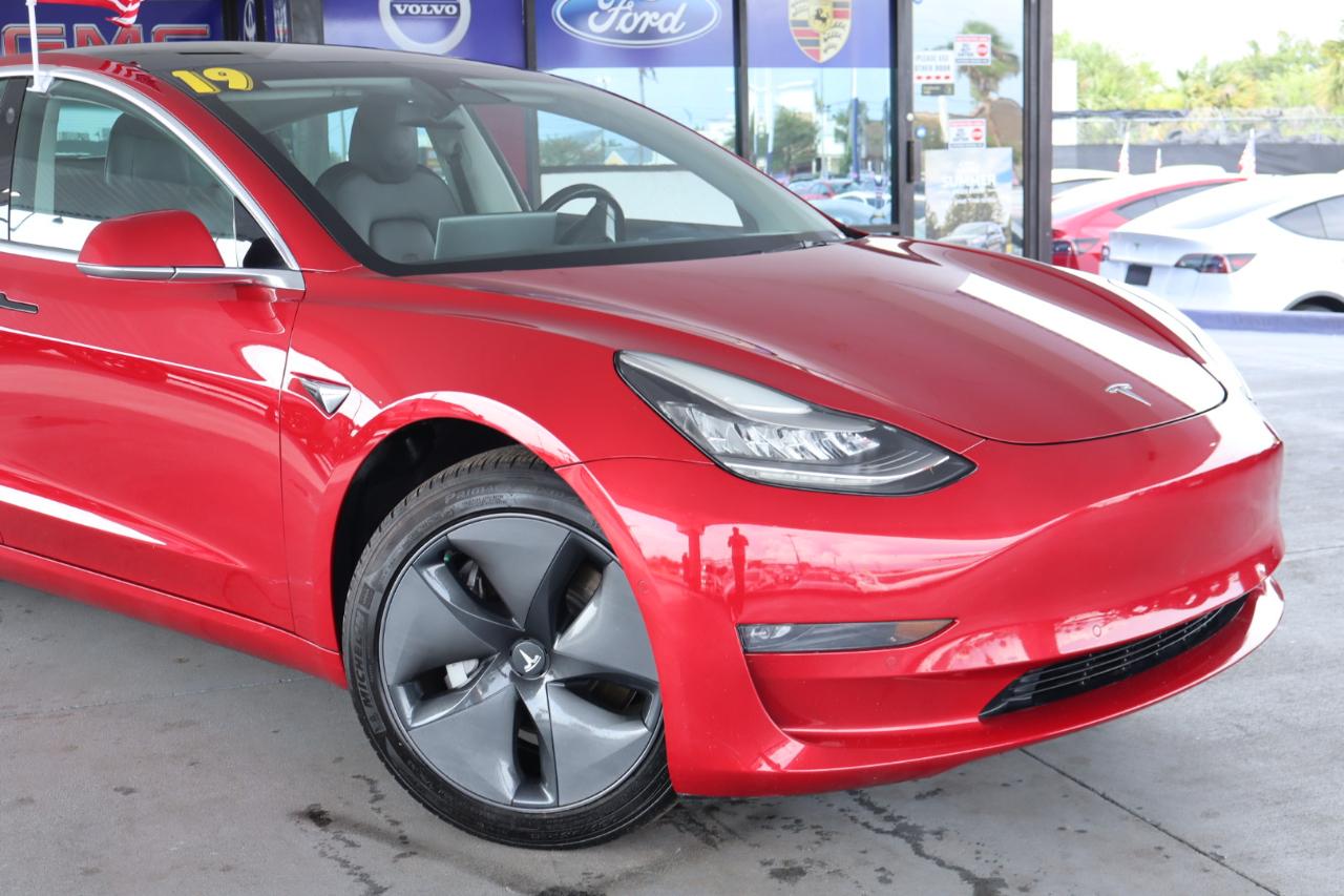 Tesla Model 3 Mid Range RWD *Ltd Avail* 2019