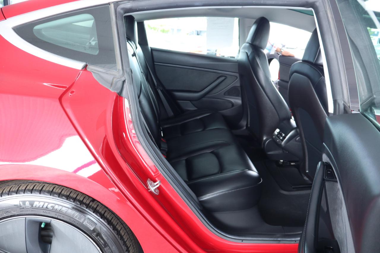 Tesla Model 3 Mid Range RWD *Ltd Avail* 2019
