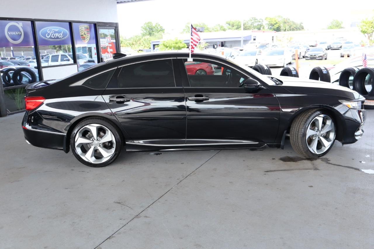 Honda Accord Sedan Touring 2.0T Auto 2018