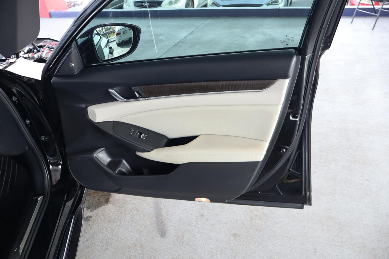 Honda Accord Sedan Touring 2.0T Auto 2018