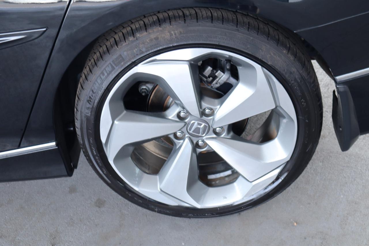 Honda Accord Sedan Touring 2.0T Auto 2018