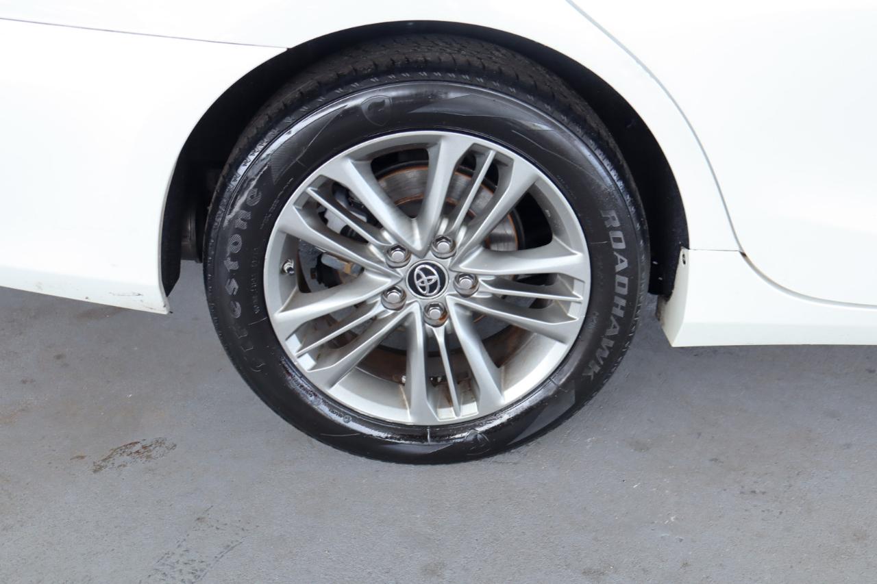 Toyota Camry 4dr Sdn I4 Auto SE w/Special Edition Pkg (Natl) 2016