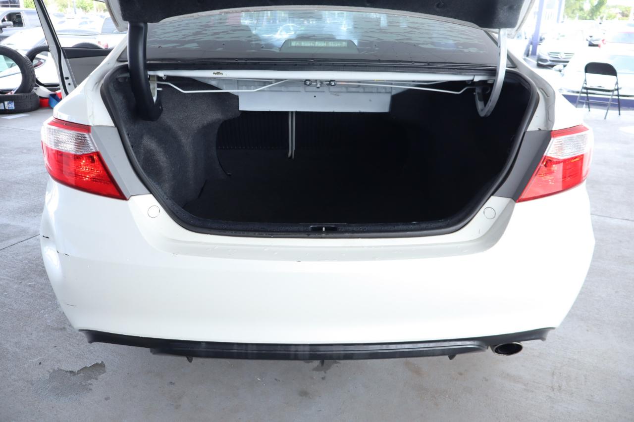 Toyota Camry 4dr Sdn I4 Auto SE w/Special Edition Pkg (Natl) 2016