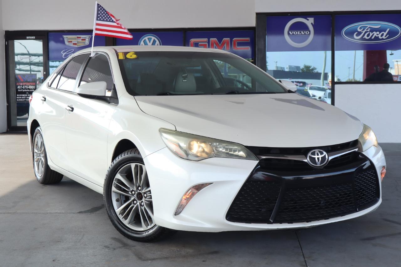 Toyota Camry 4dr Sdn I4 Auto SE w/Special Edition Pkg (Natl) 2016