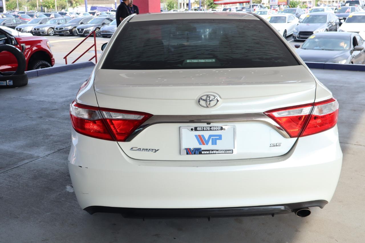 Toyota Camry 4dr Sdn I4 Auto SE w/Special Edition Pkg (Natl) 2016