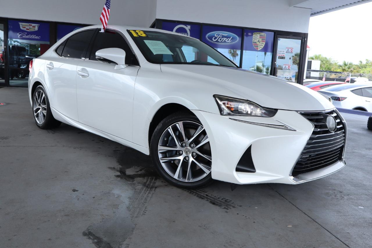 Lexus IS IS 300 RWD 2018
