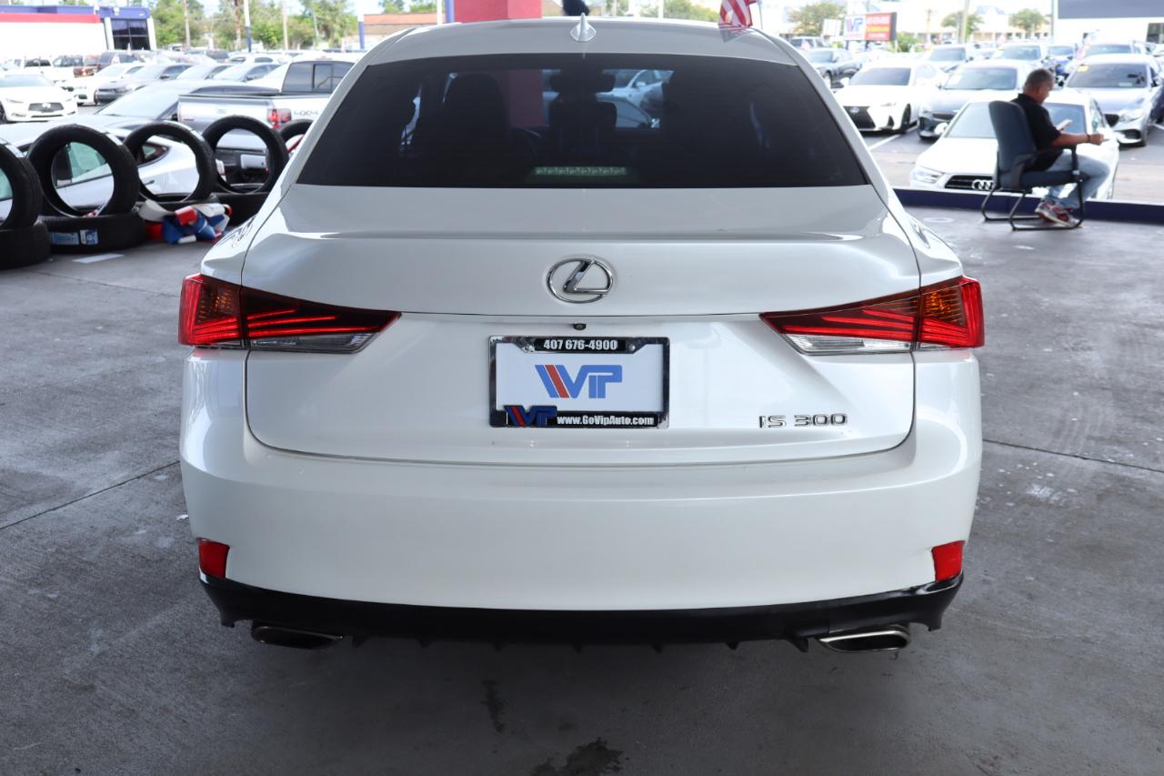 Lexus IS IS 300 RWD 2018