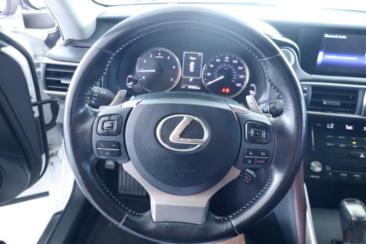 Lexus IS IS 300 RWD 2018