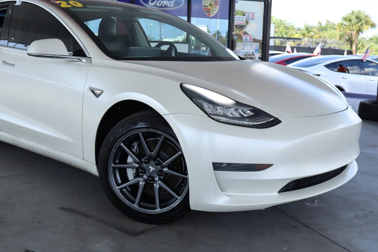 Tesla Model 3 Standard Range RWD 2020