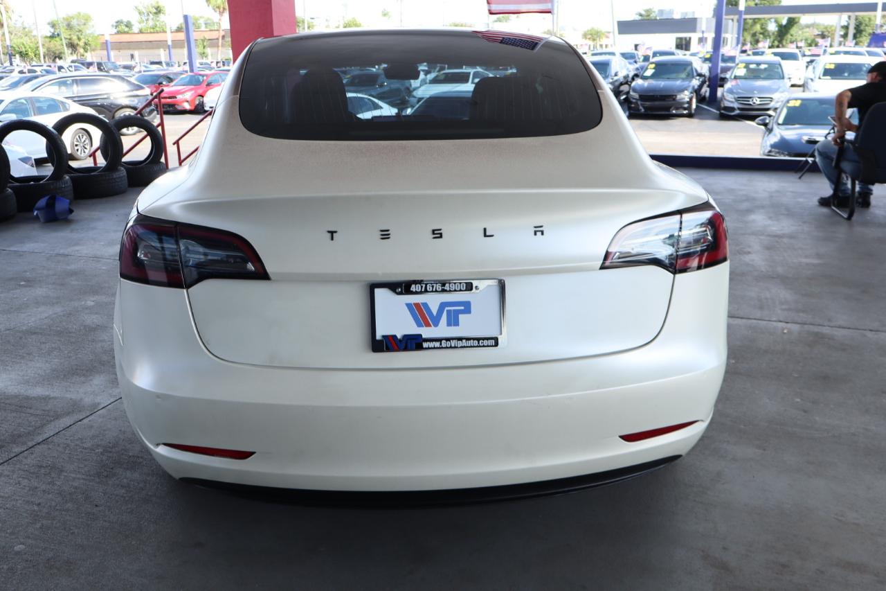 Tesla Model 3 Standard Range RWD 2020
