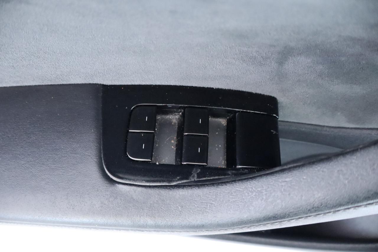 Tesla Model 3 Standard Range RWD 2020
