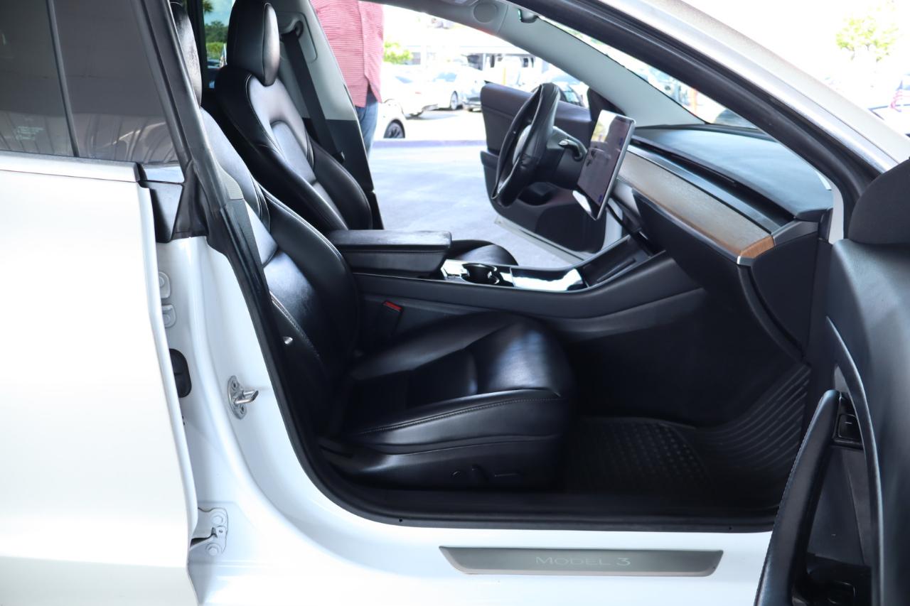Tesla Model 3 Standard Range RWD 2020
