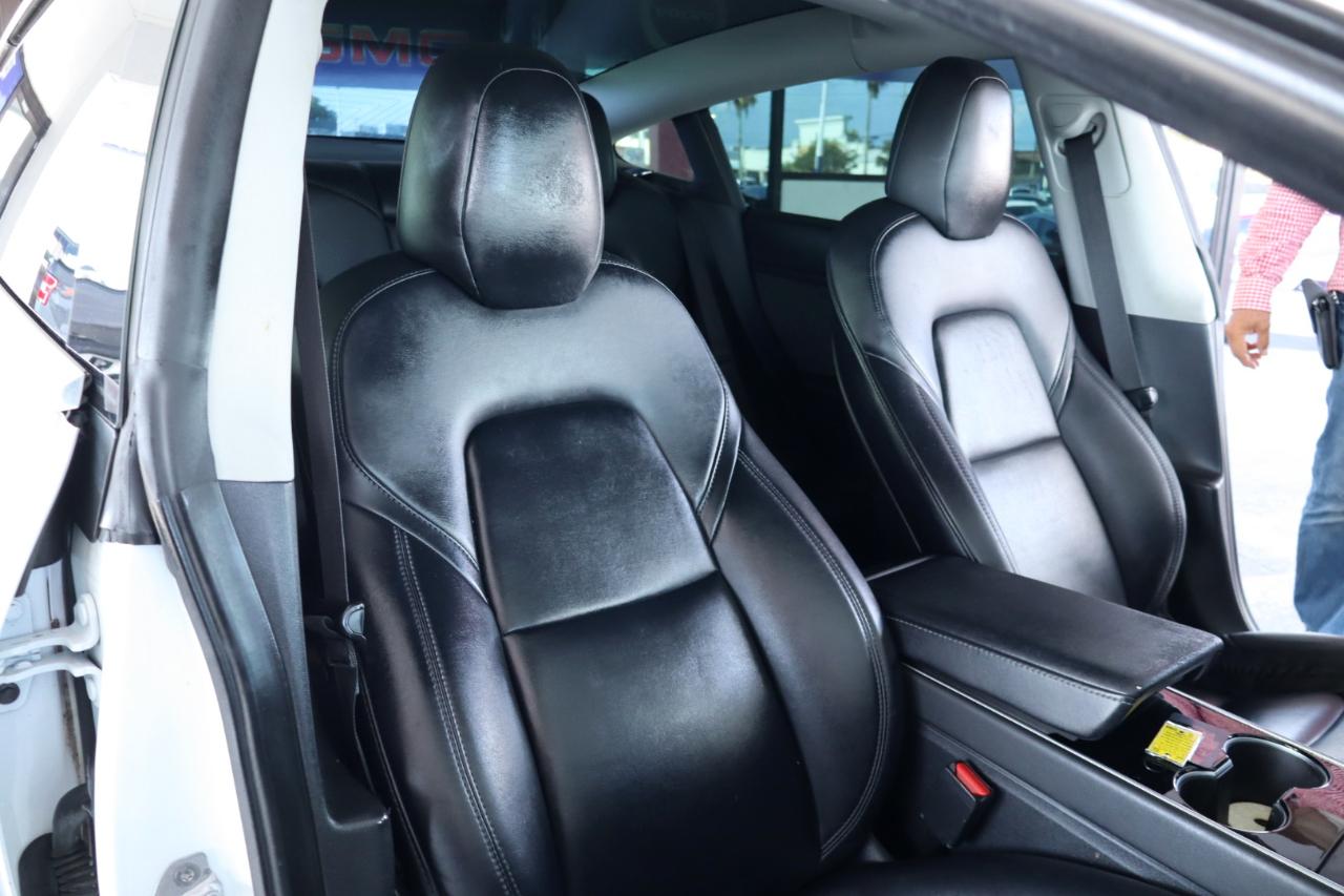 Tesla Model 3 Standard Range RWD 2020