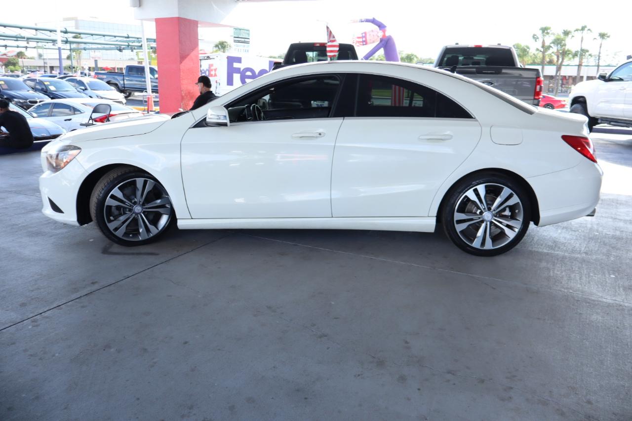 Mercedes-Benz CLA 4dr Sdn CLA 250 FWD 2016