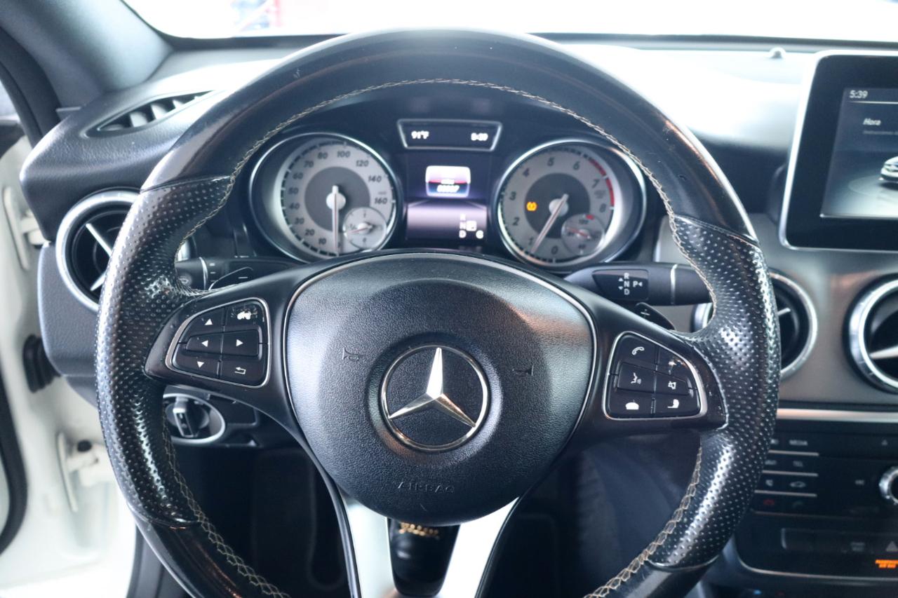 Mercedes-Benz CLA 4dr Sdn CLA 250 FWD 2016