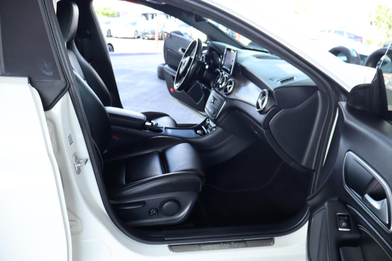Mercedes-Benz CLA 4dr Sdn CLA 250 FWD 2016