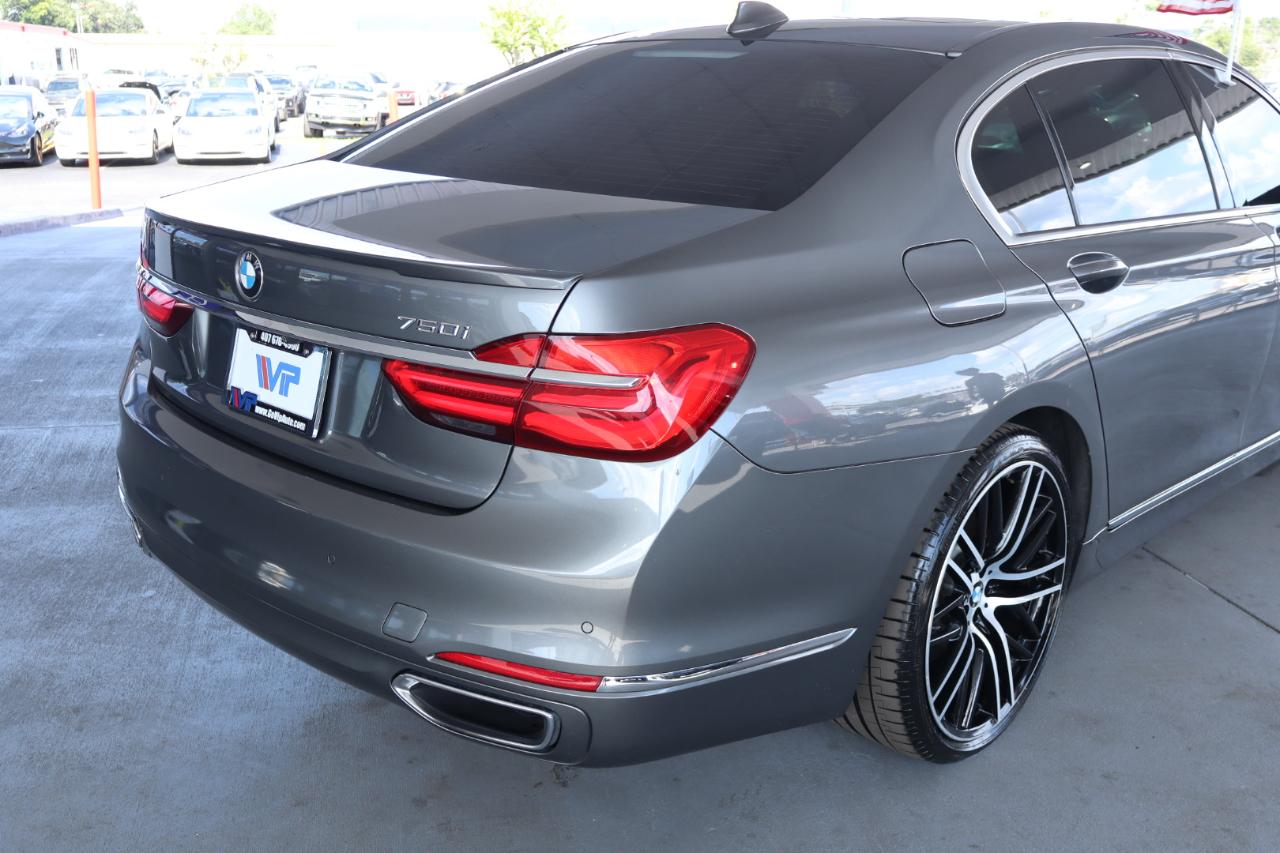 BMW 7 Series 750i Sedan 2018