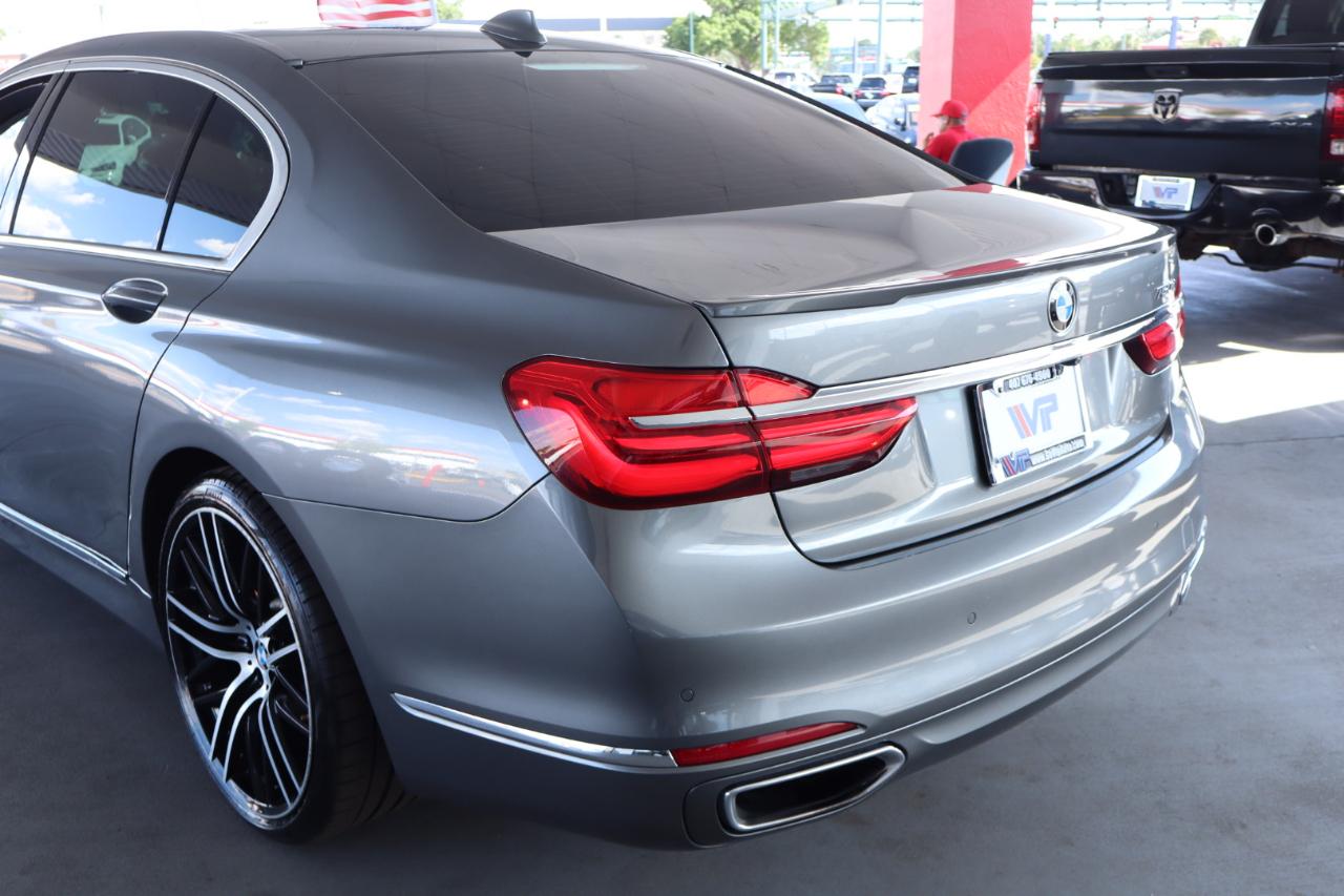 BMW 7 Series 750i Sedan 2018