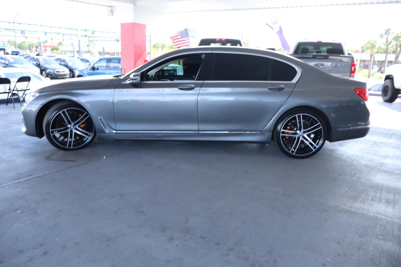 BMW 7 Series 750i Sedan 2018