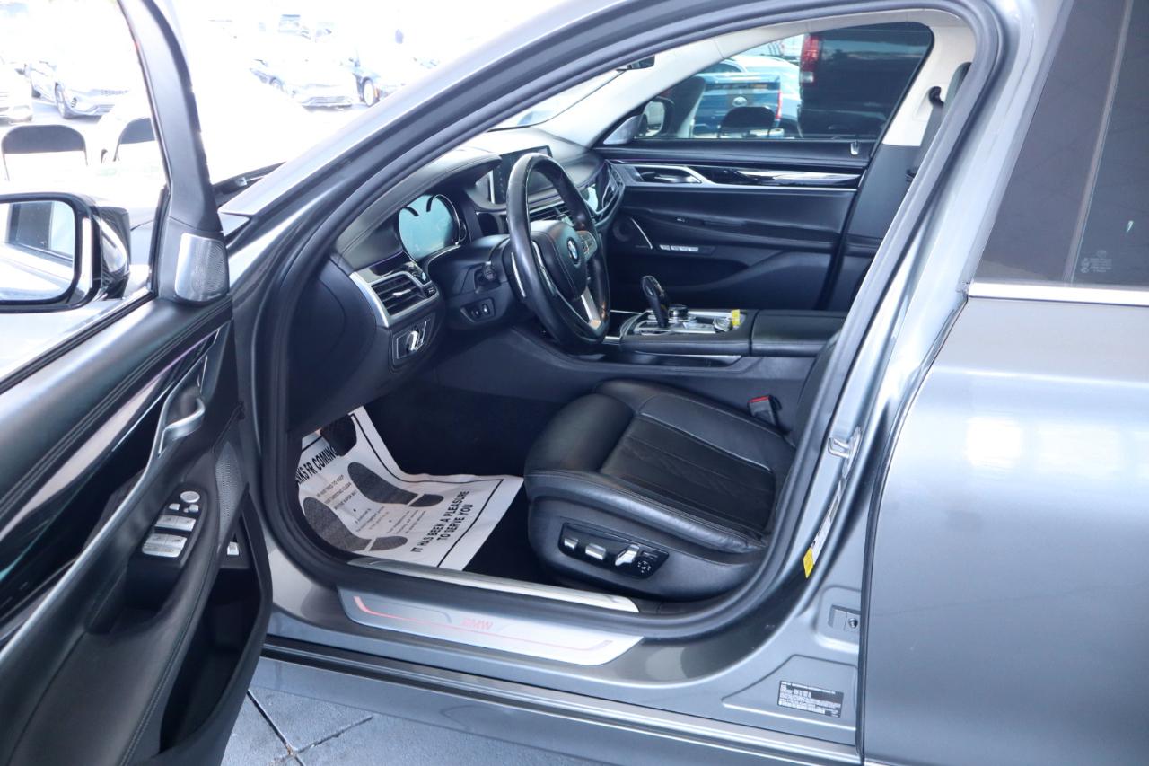 BMW 7 Series 750i Sedan 2018