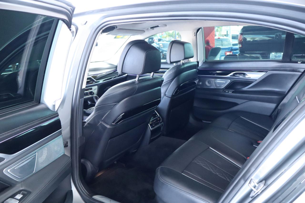 BMW 7 Series 750i Sedan 2018
