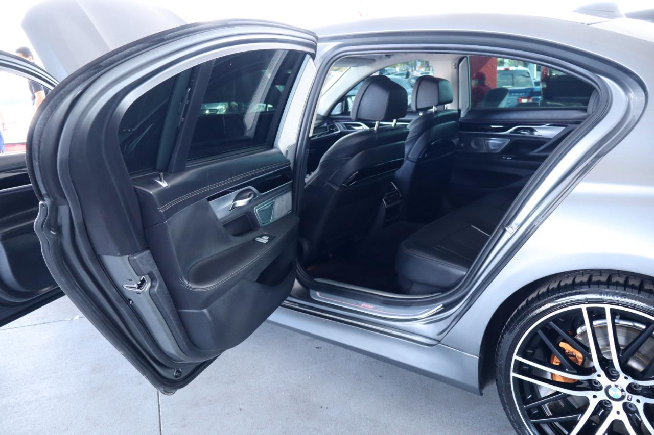 BMW 7 Series 750i Sedan 2018