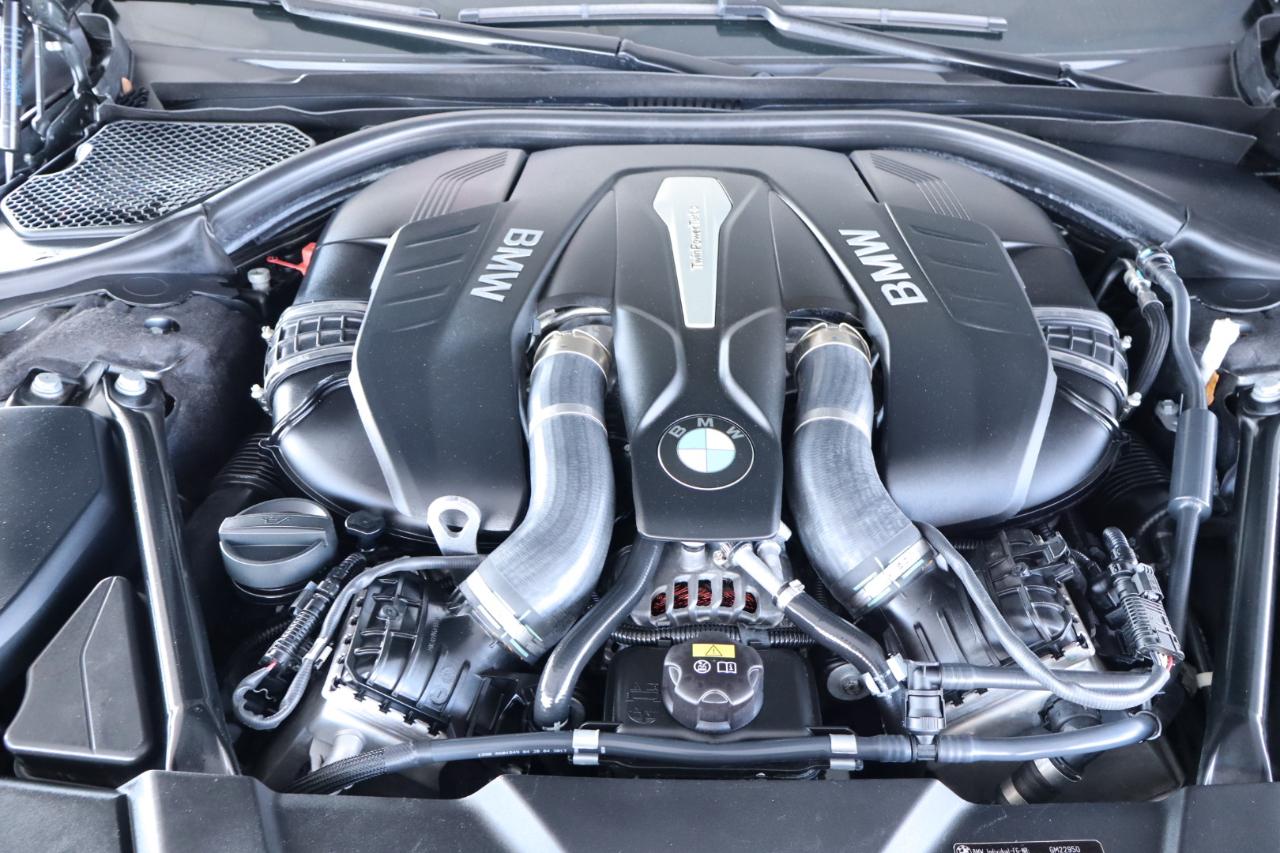 BMW 7 Series 750i Sedan 2018