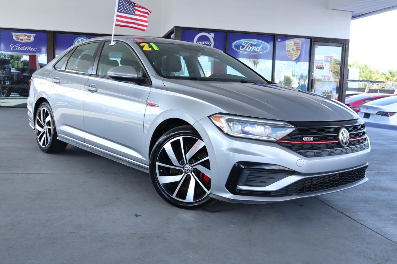 Volkswagen Jetta GLI S DSG 2021