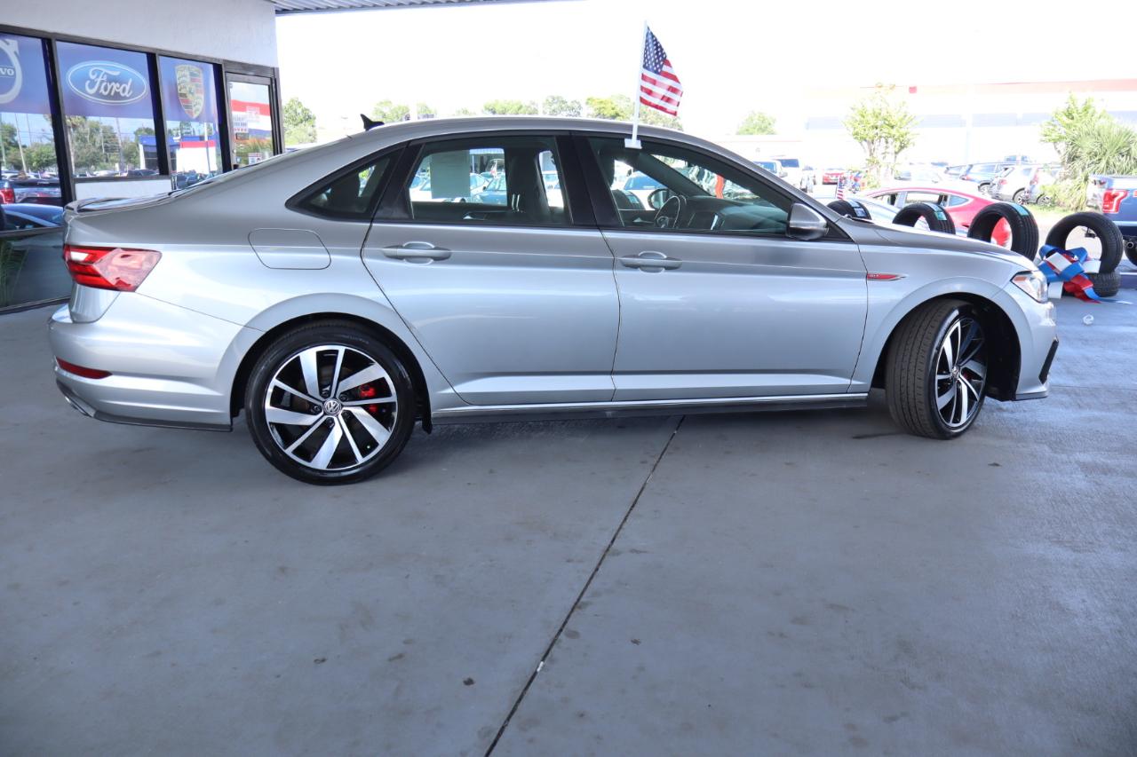 Volkswagen Jetta GLI S DSG 2021
