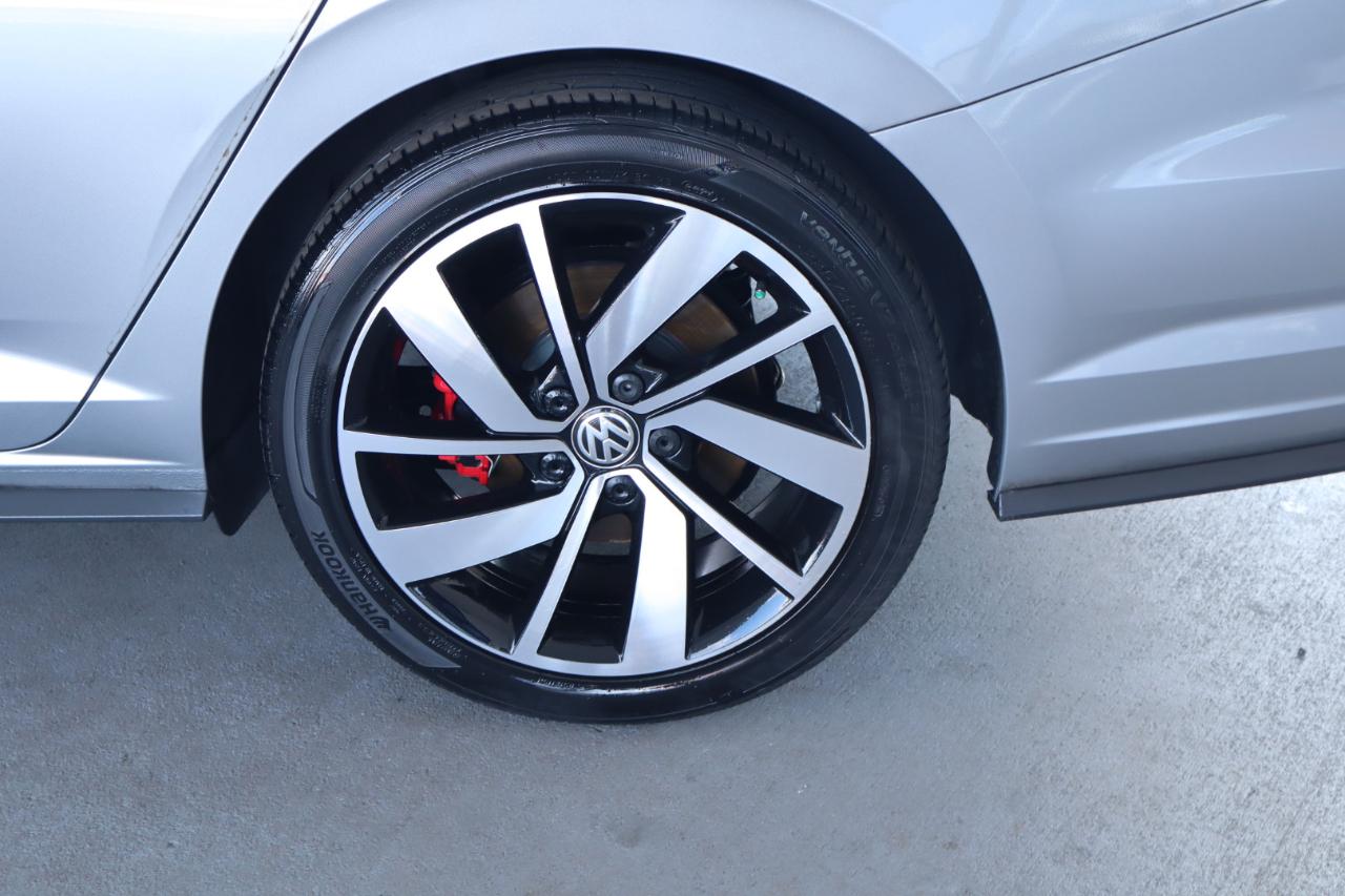 Volkswagen Jetta GLI S DSG 2021