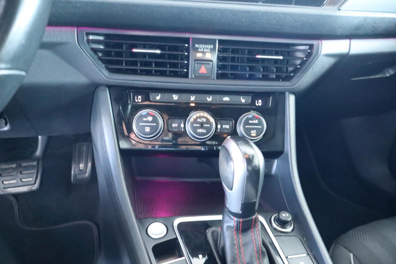 Volkswagen Jetta GLI S DSG 2021