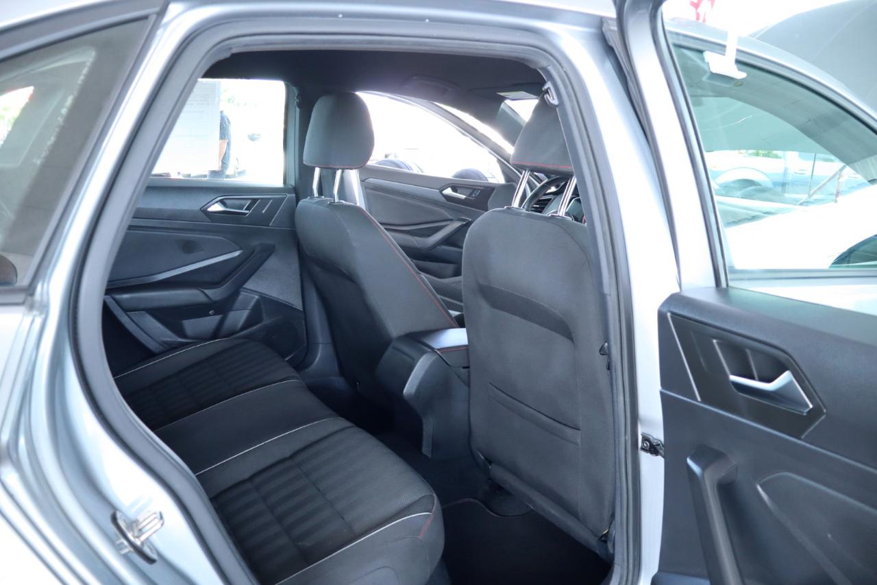 Volkswagen Jetta GLI S DSG 2021