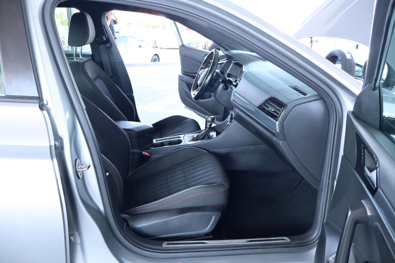 Volkswagen Jetta GLI S DSG 2021