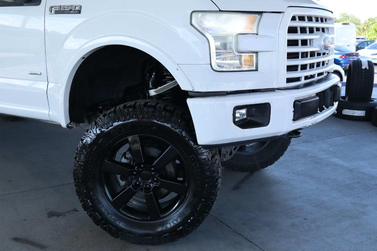 Ford F-150 4WD SuperCrew 145" XLT 2015