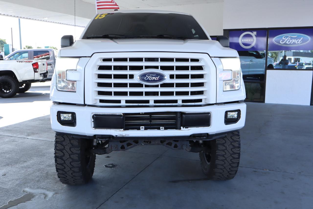Ford F-150 4WD SuperCrew 145" XLT 2015