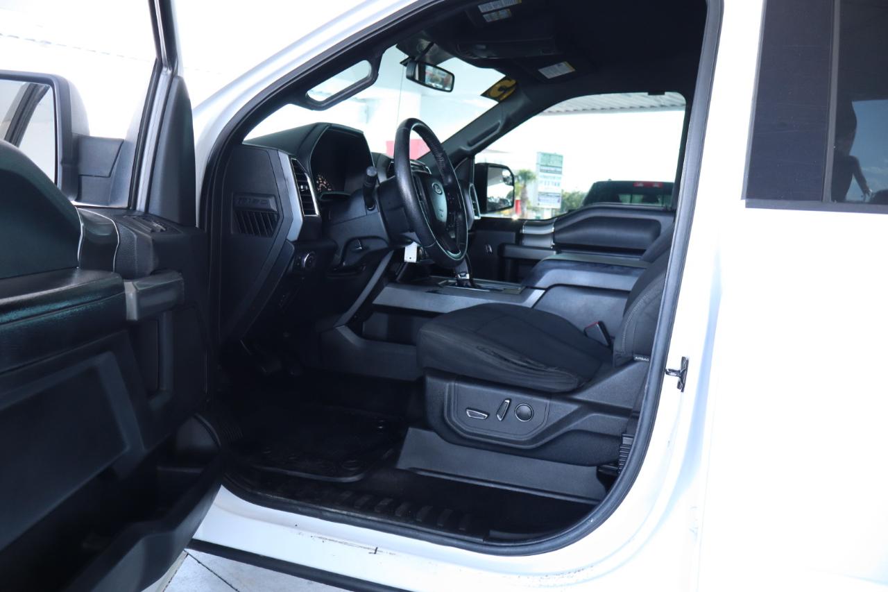 Ford F-150 4WD SuperCrew 145" XLT 2015