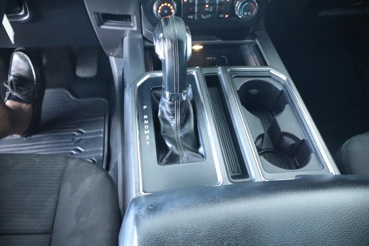 Ford F-150 4WD SuperCrew 145" XLT 2015