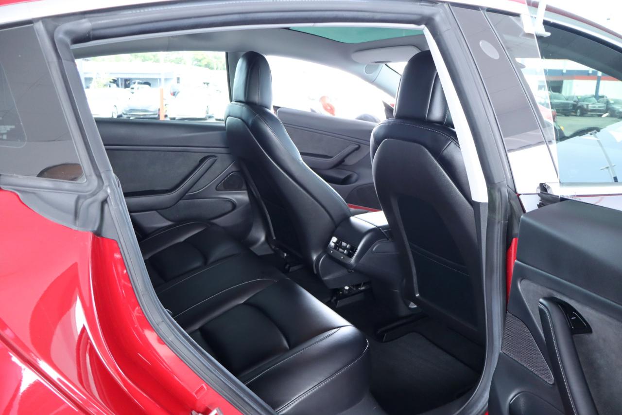 Tesla Model 3 Long Range RWD 2018