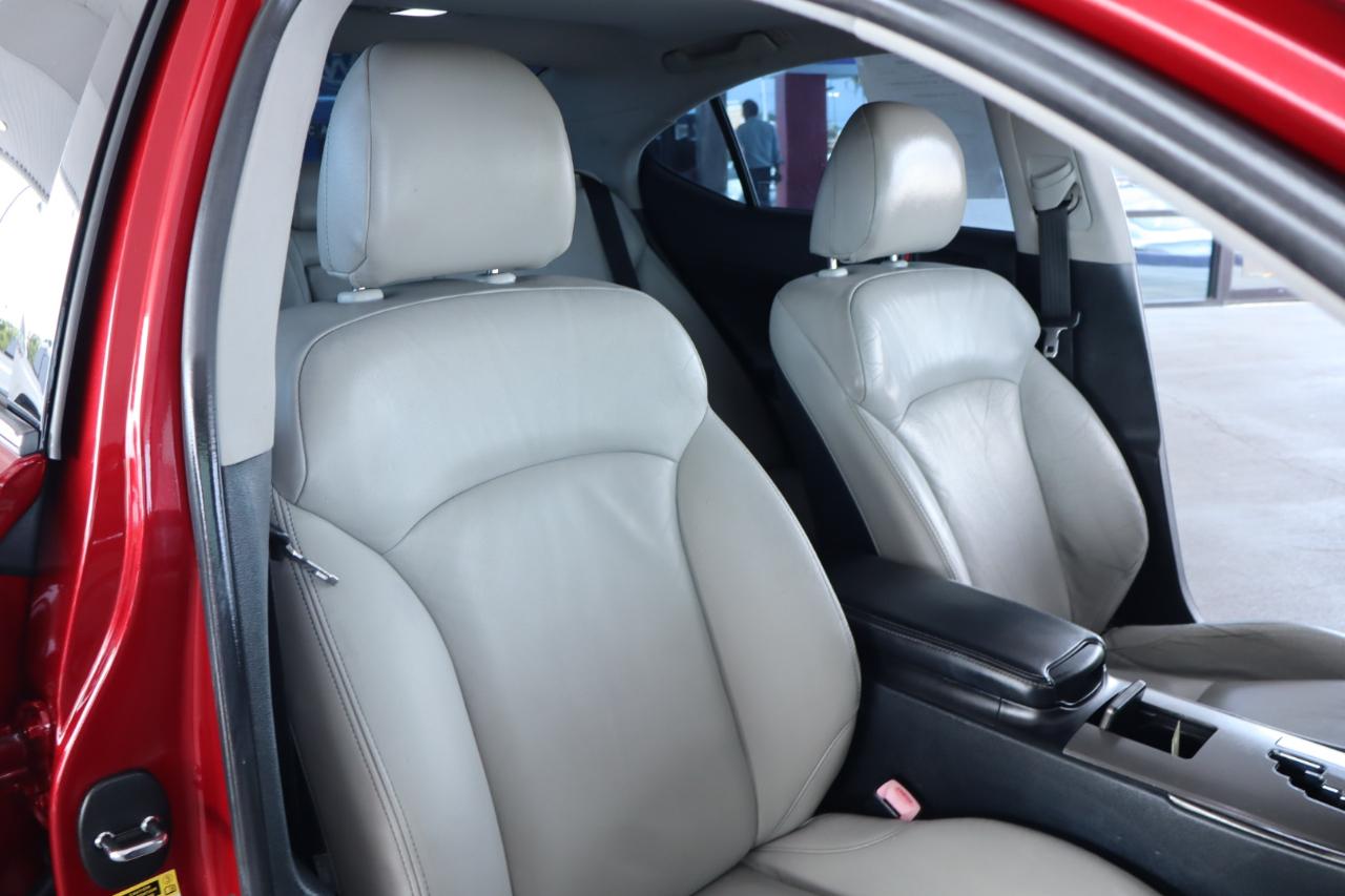 Lexus IS 250 4dr Sport Sdn Auto RWD 2010