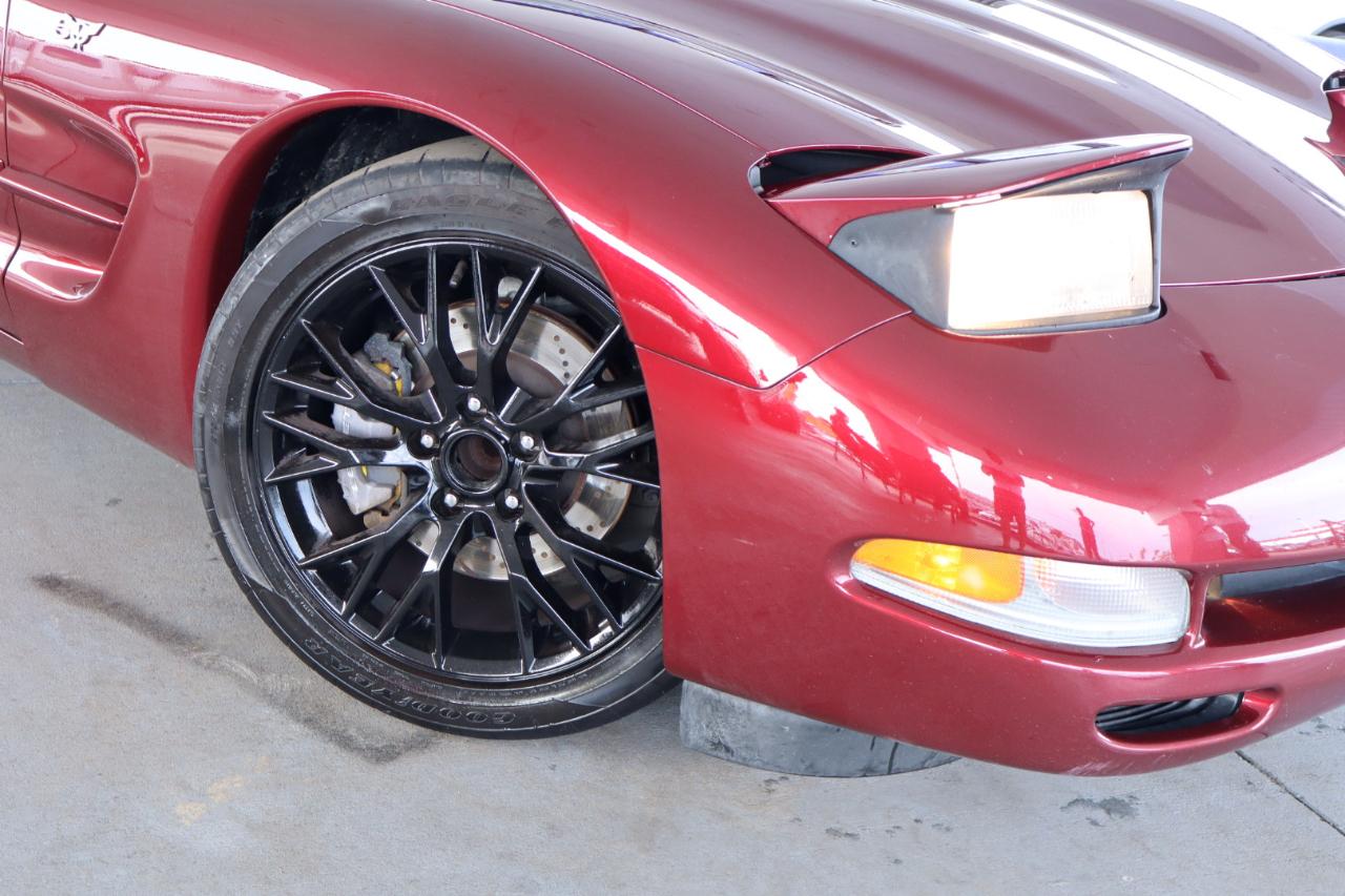 Chevrolet Corvette 2dr Cpe 2003
