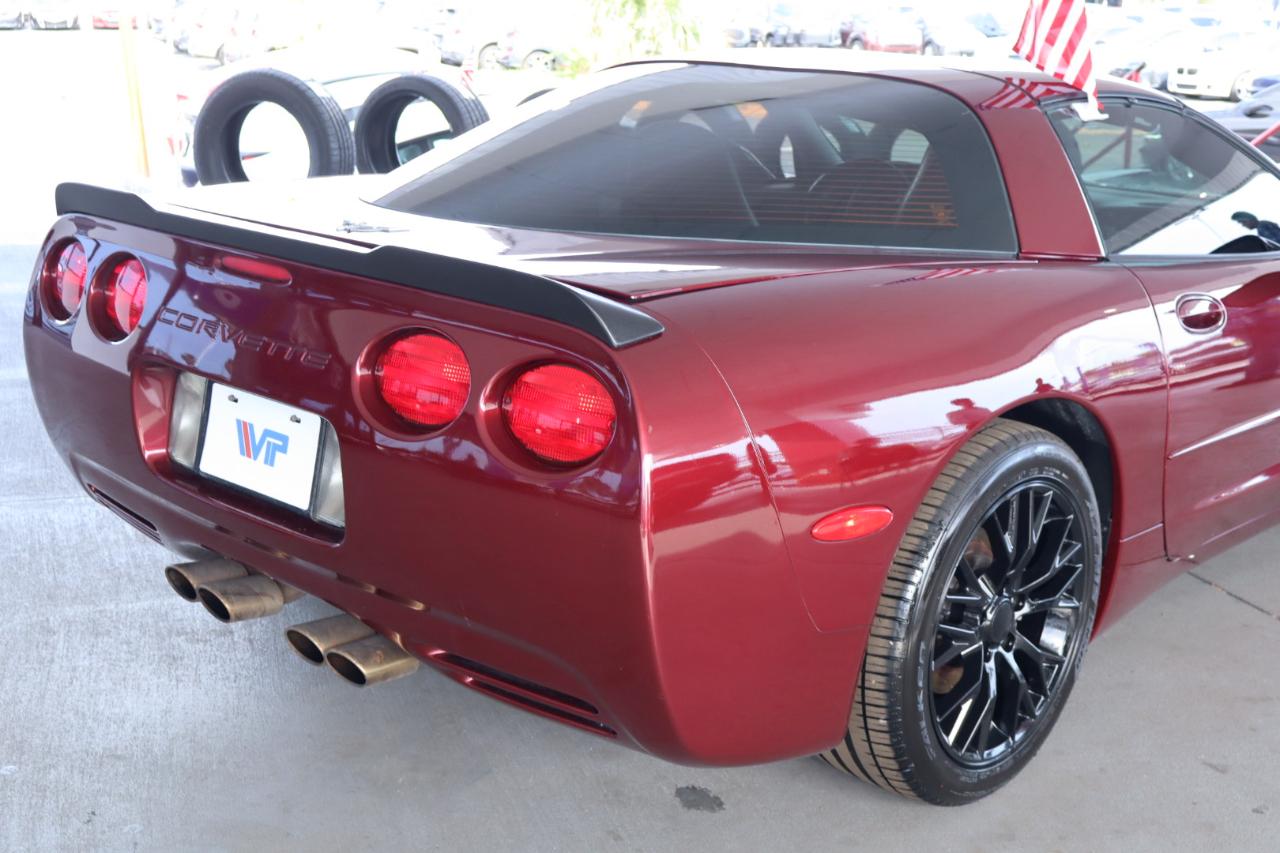 Chevrolet Corvette 2dr Cpe 2003