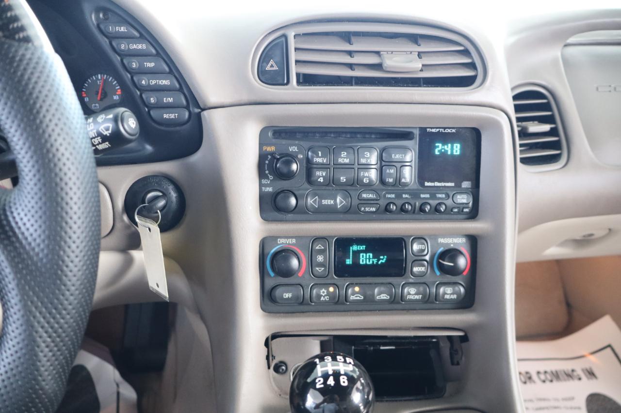 Chevrolet Corvette 2dr Cpe 2003