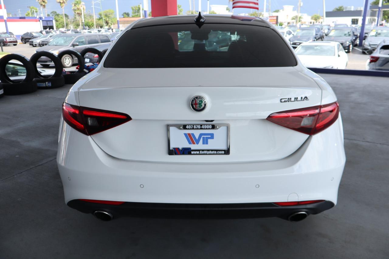 Alfa Romeo Giulia Ti RWD 2021